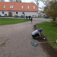 Majaümbrus sai kevadiselt värskeks